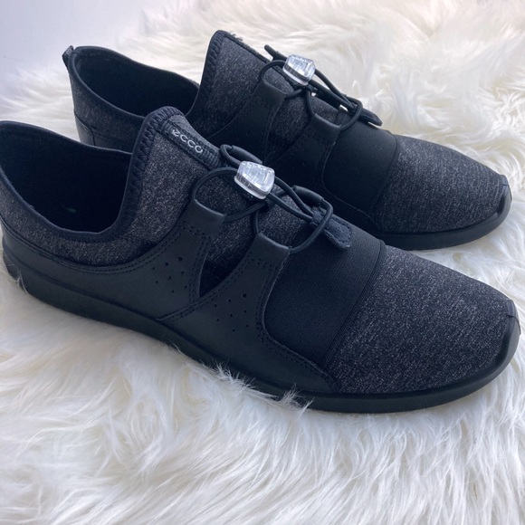 ecco sense black